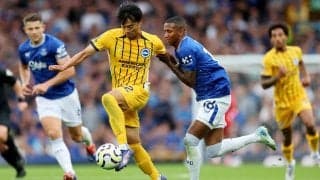 三笘薫を引き倒した39歳アシュリー・ヤングが一発レッド　プレミア史最年長の退場選手に