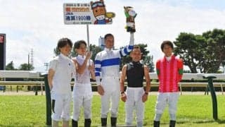 C.ルメール騎手がJRA通算1900勝達成！ 「毎レース頑張りたい」