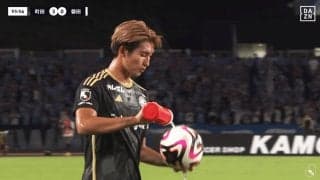 「ルール違反なの？」町田の“ボール水かけ作戦”が禁止！「ダメな理由は？」「非紳士的行為だね」主審のレア判定が話題