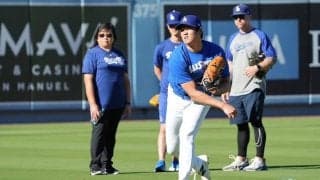 大谷翔平が術後初の2日連続キャッチボール　投手“復帰”へリハビリ…最長40m、変化球も