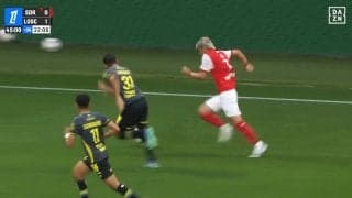 「一人だけレベチ」伊東純也、開幕戦から“イナズマ”を炸裂！「速い」「突破力すげー」爆速ドリブルで右サイドを切り裂いた瞬間