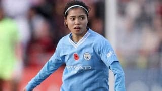 長谷川唯が2年連続PFA年間ベストイレブン選出！ 最優秀選手賞は逃すもチームメイトが受賞