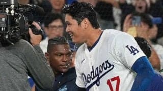 大谷翔平の横で…美女レポーター“びしょ濡れ”　思わぬもらい事故がXで話題「かわいい」