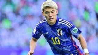 「猪木アリ状態シュート」堂安律の“背中コントロール”からの魂で決めたブンデス開幕ゴールが話題！「確かに魂で決めたわ」「かなり泥臭いけどゴールはゴール！」の声