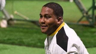 元鷹助っ人が「元気そうでうれしい」　日本満喫…変わらぬ笑顔にファン歓喜「会いたいよ」