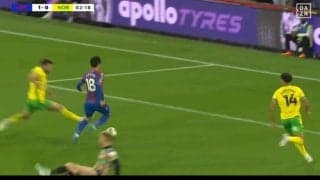 「クリスタルキング！」鎌田大地、公式戦初ゴールを決めて満面の笑み　動き出しからシュートまで完璧すぎる圧巻ショット炸裂の瞬間