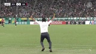 まじかよ！36日ぶりゴールで監督が大はしゃぎ「城福落ち着けw」東京V指揮官、笑顔満面ローリングの“有頂天リアクション”が話題に