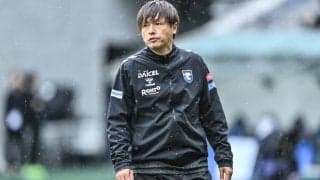 「相変わらず美しすぎ」元日本代表の“名手” G大阪・遠藤保仁コーチが披露した脱力＆美技FKにファン感嘆！「いやーまだ現役いけますねー!!」「上手いなぁ〜」などの声