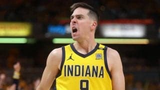 ペイサーズの貴重なベテランガード、TJ・マッコネルが4年約65億円で延長契約