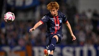 【J2「残り10試合」】横浜FC、DF福森の豪快左足ミドル決勝ゴールで勝利 リーグ最少失点の守備力を見せつけて「2強状態」へ(2)