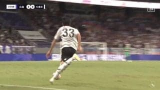 長友佑都もドヤ「やっぱエグい」スタジアム騒然の爆速40m独走！圧巻のドリブル突破から意地の追撃弾が決まった瞬間「破壊力ハンパない！」