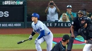 「痛っ！」大谷翔平、自打球に悶絶…「怖いな」「怪我だけはしないで」右膝直撃で声が漏れた瞬間にファンも心配