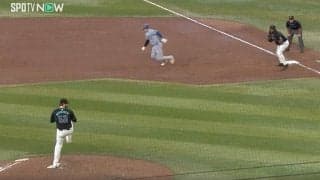 アイツ、やってんな！ 大谷翔平を「ナメすぎ」 相手投手が“怠慢プレー”… 完璧すぎる盗塁に「無警戒すぎる」