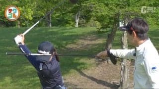 カット軌道を直すには「帽子のロゴ」が傾かないようにすることが大事