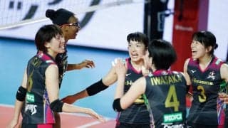 女子FINAL第1戦/久光製薬がストレート勝ち
