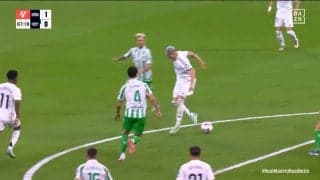 「世界最高」怪物エンバペのリーグ初ゴールを演出した“神技”ヒールパス炸裂の瞬間　息をのむ超絶連携に指揮官も大満足「関係は良好」