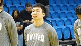 富永啓生がデビュー戦で勝利に貢献するパフォーマンスを発揮…チームメートも興奮を隠さず