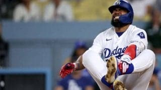 ド軍また故障者か…4番ヘルナンデスが死球で途中交代　場内騒然、実況も大きな溜息