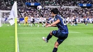 【森保ジャパンがW杯最終予選初戦で得た収穫(2)】課題だったセットプレーで見せた、久保建英のキック精度と前田コーチのデザインの融合……今後は高井幸大の組み込みも