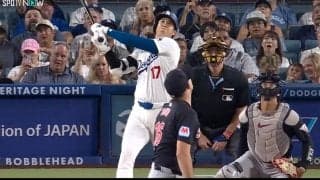 開いた口が塞がらない！ 大谷翔平の衝撃“ムーンショット”に好投左腕も絶句 「みんな見上げてるじゃねーかw」圧巻光景が話題に