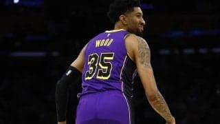 レイカーズのビッグマン、クリスチャン・ウッドが左ヒザを手術…今季序盤戦は全休か