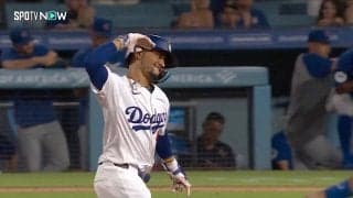 MVP男が吠えた！ 大谷翔平、初球打ち→ベッツ豪快弾の圧巻得点劇…歓喜の2ショットに「このツインズ最強や」ファン惚れ惚れ