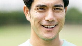 J1鹿島・知念慶が抱くボランチ像は稲垣祥　中村憲剛や柴崎岳の「空間を使ったパス」は出せない