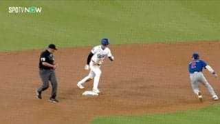 なぜもうそこに…大谷翔平が「はやすぎ」 カブスの名手も驚愕、振り返る間もなく“すでに二塁”の異次元シーン