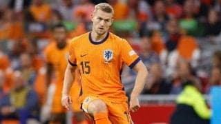 2戦連続ミスのデ・リフト、オランダ代表指揮官＆ファン・ダイクは擁護…HTでの交代は「彼を守った」