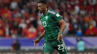 相手の胸をスパイクで蹴り上げ…信じられない愚行で一発退場のサウジMFが謝罪「深くお詫び申し上げます」