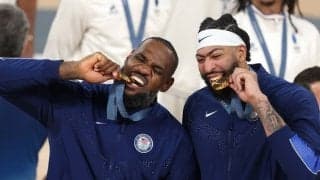 パリ五輪に出場したレブロンとデイビス…レイカーズ指揮官は「心配していない」と信頼