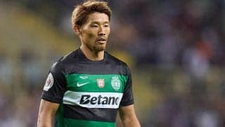 日本人対決実現！ 代表帰りの守田英正はパスカットでゴールの起点に、福井太智はハンドで痛恨PK献上…スポルティングが開幕5連勝【プリメイラ・リーガ】