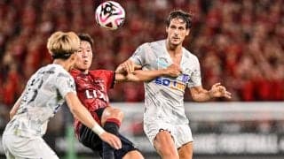 「普通に反則だった」「規格外」J1広島に加入した元ポルトガル代表FWがJ1初出場で驚きのプレー見せた！ 初得点も含め、「これだけやれるのは驚いた」の声