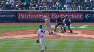 痛恨のミス！ 吉田正尚を「ナメすぎ」 前の打者を歩かせた… “意地の一打”で相手投手がおかしくなる「采配が裏目」