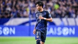 「日本の誇りすぎる」ブライトン三笘薫の“顔アップ＆漢字”ビッグフラッグの本拠地お披露目に反響！「ちょっと感動したよね」「これぞ世界の三笘薫だ！」の声