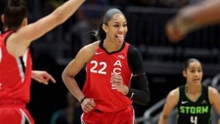 エイジャ・ウィルソンがWNBA史上初、単一のレギュラーシーズンで個人1000得点を達成