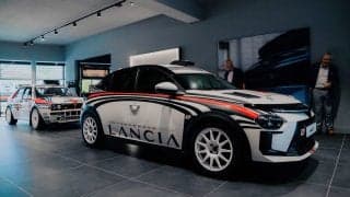 ランチアが欧州3カ国で市場復帰。ミキ・ビアジオンとイプシロン・ラリー4HFがショールームを訪問
