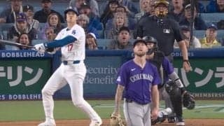 何が起きた？ 大谷翔平は「人間じゃない」 “悪球打ち”衝撃52号を被弾した投手が“呆然&フリーズ”「また被害者の会か」