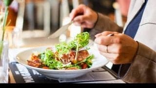 リバウンド予防をしながらダイエット!?「５：２」のゆる断食で理想のからだへ