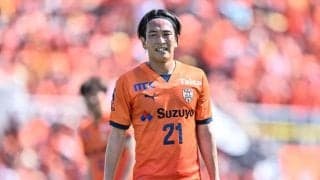 【J2清水が終盤戦で見せる昇格へのチーム内競争 (2)】MF矢島慎也が「変なプレッシャーに負けているようではベンチにも入れなくなる」と語る危機感と競争。右肩上がりでラストスパートへ