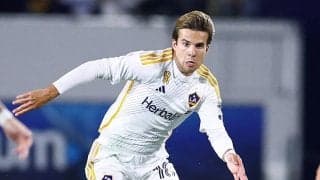 「新しいMJ」米国で活躍中のリキ・プッチが軽快なゴールセレブレーション！ マイケル・ジャクソン氏のお馴染みのダンス披露