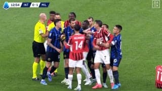 「かかってこいよ！」ミラノ・ダービーで喧嘩勃発！「ど突いたバストーニにカードなしかよ」「モラタが一番キレてる」一触即発の事態にファン騒然