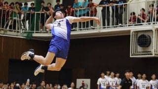 駿台学園高男子が文化祭のエキシビションマッチで慶應義塾高に勝利　およそ750人の観客、応援団で春高さながらの空気に