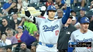 大谷翔平、3試合連続タイムリー＆54号で得点圏打率「13-12」の9割超＆打点19！？「やばすぎる！」イチロー超え57盗塁にも成功してファンも熱狂「もう何をしても驚かないw」