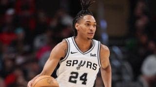 スパーズの得点源デビン・バセルがケガから回復中のため今季序盤戦を欠場へ