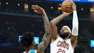 ニックスが今オフに無保証で契約したマーカス・モリスSr.とチュマ・オキキを放出