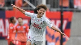 4発首位浮上のC大阪、矢形海優が頭だけでハットトリック！ 連勝の東京NBは16歳・青木夕菜がリーグ最年少得点記録更新【SOMPO WEリーグ】