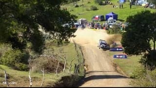 「なんという瞬間だ！」世界最速のGRヤリスが看板激突 名手の“滅多にない”クラッシュに海外ファン騒然「本当にオジエ？」