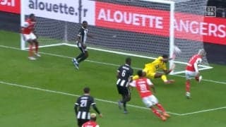 「えぐいて」伊東純也の“超反応”ゴールが凄すぎる！高速反応からの右足トラップ＆ボレー炸裂の瞬間「あれを決めきれるのがすごい」