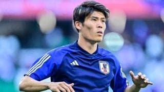 「冨安金髪似合ってるな」アーセナルDF冨安健洋の全体練習復帰“金髪姿”の映像公開にファン大喜び！「この笑顔、待ってました」「うおおおトミー！」などの声